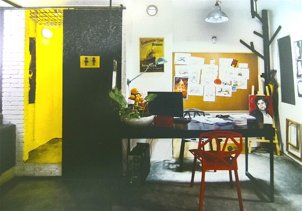 50平米办公空间规划怀旧主义的黑白调办公家具配套方案设计